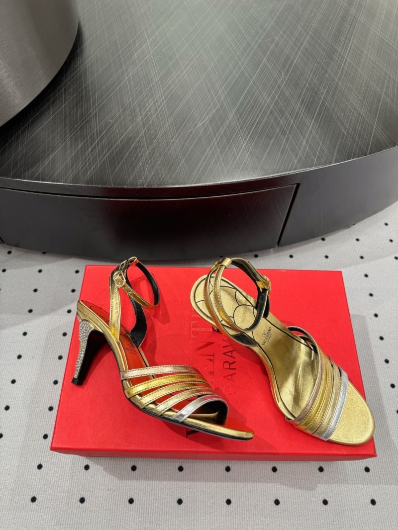 Va1e*ntin0 heeled shoes